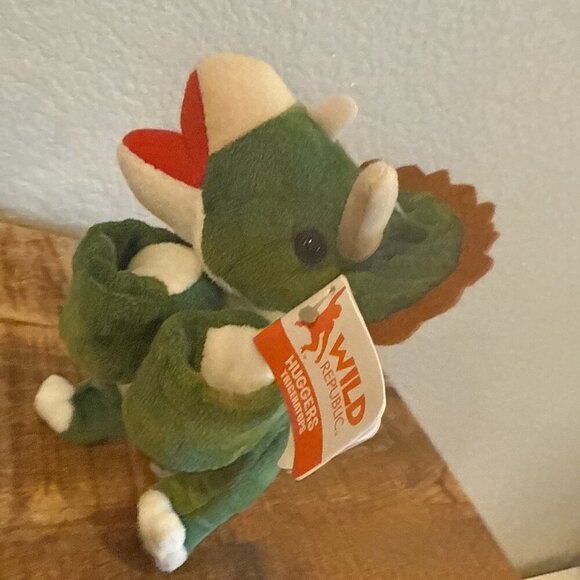 Wild Republic Huggers Triceratops Dinosaur Soft Plush Dino Slap Bracelet - Picture 5 of 9